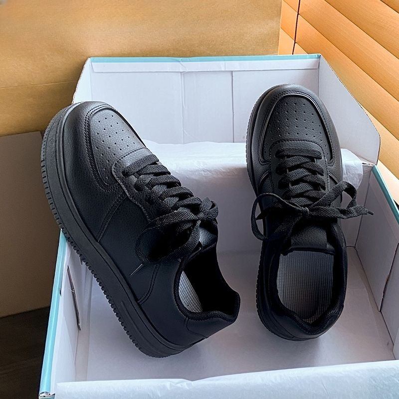 Damskie buty tenisowe na wiosn – Vans Shoes Old Skool recenzja i cena